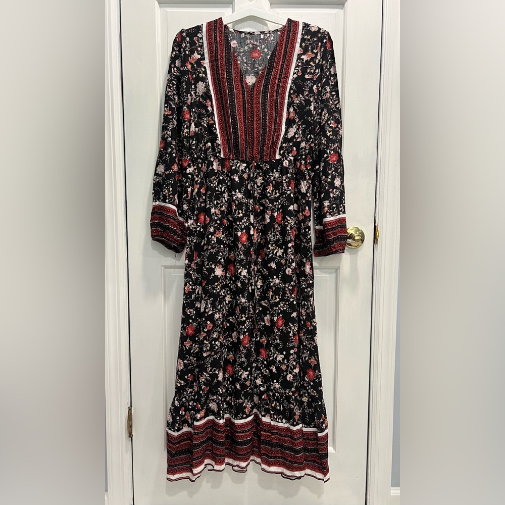 CUPSHE Avila Paisley Boho Floral Slit Maxi Dress Sz MEDIUM Pre Loved/Tag Cut Out